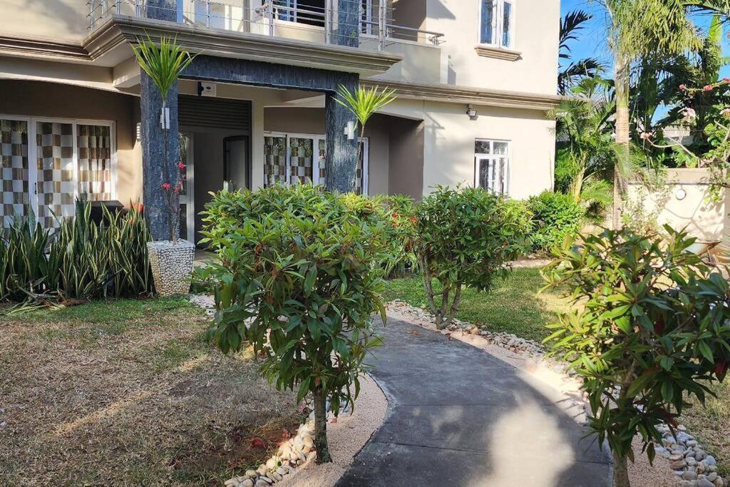 Number 9, 2Nd Floor,Pebble Bay Appartments Grand-Baie Exterior photo