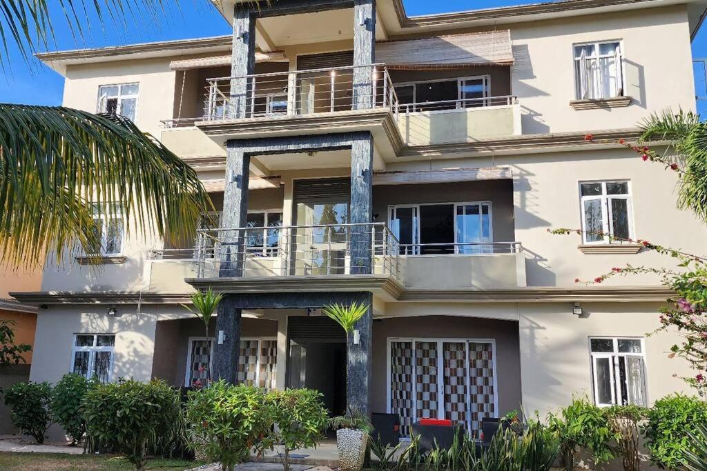 Number 9, 2Nd Floor,Pebble Bay Appartments Grand-Baie Exterior photo